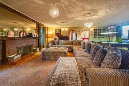 Southern Edge Retreat - Vintage Charm by the Bay