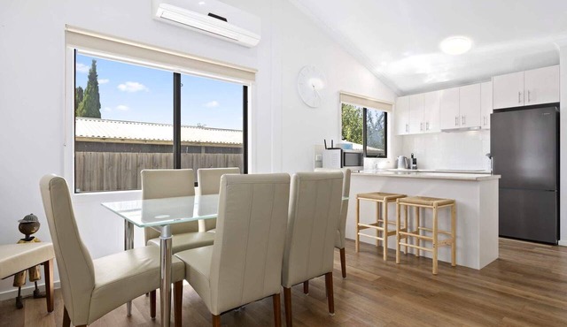 Spacious 2-Bedroom with Private Parking Access