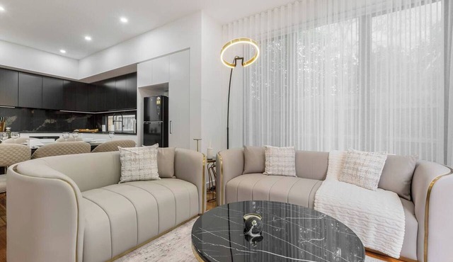 Spacious Bayside Escape Near Williamstown Beach