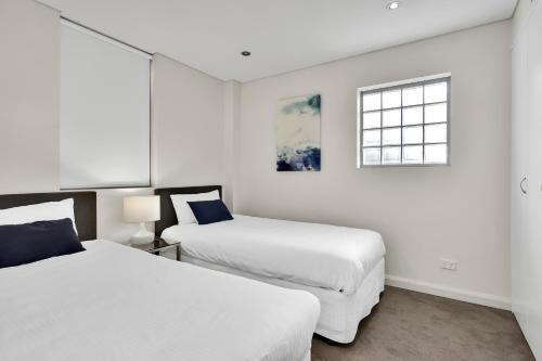 Spacious Two bedroom apartment - St Leonards AL25 in Sydney