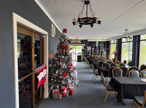Statesman Motor Inn