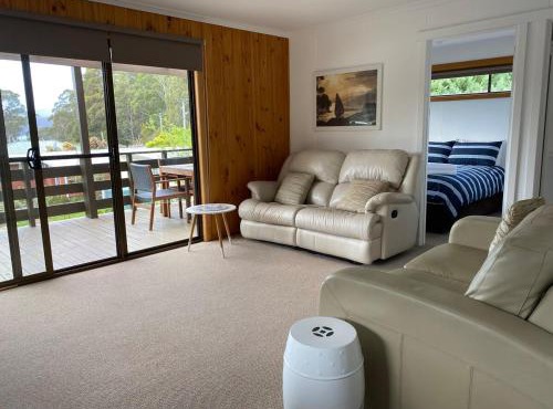Stewarts Bay Retreat