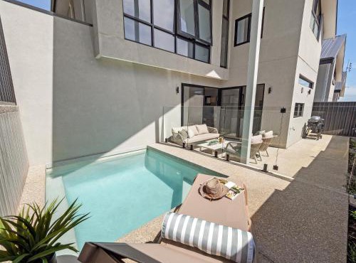 Stone River Villa 2 - Private Escape - Heated Pool