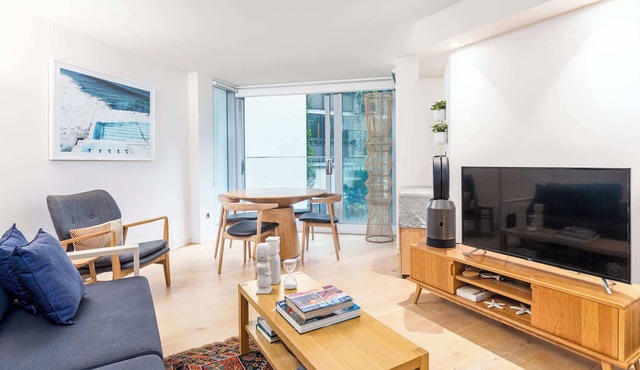 Studio 225 Bondi Beach with Courtyard View