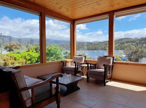 Stunning Water front view House at Kettering