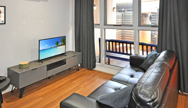 Stylish Studio 1x1 Walk to CBD