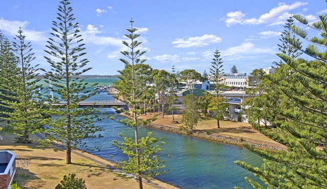 Sundial 503 - Location, Views & Quality To Match