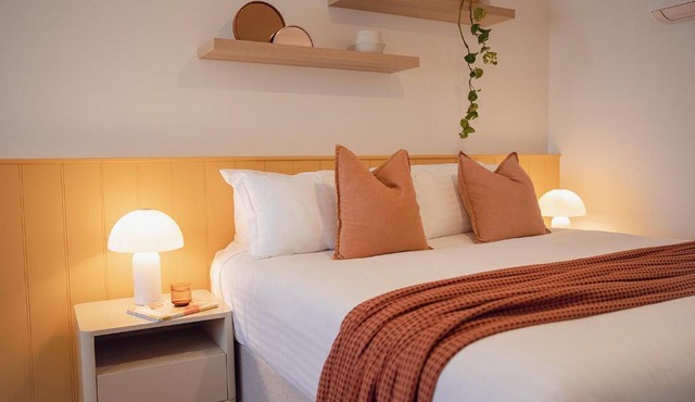 Sunnymead Hotel