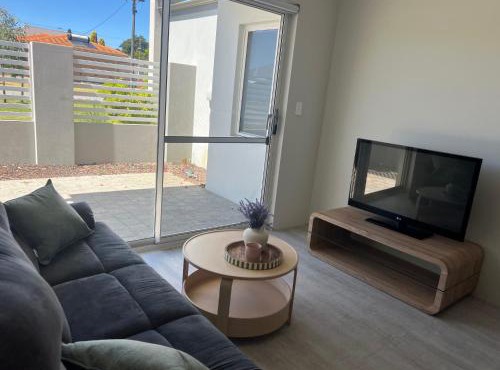 Sweet Home Property 7A Kewdale