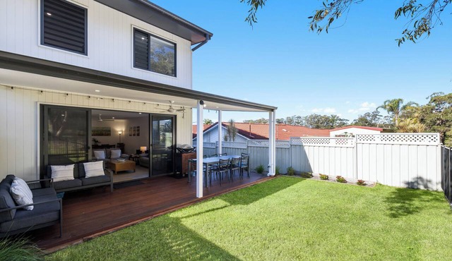 SWR Beach House – Spacious Dual-Living Retreat