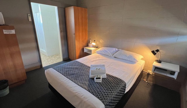 Tandara Hotel Motel