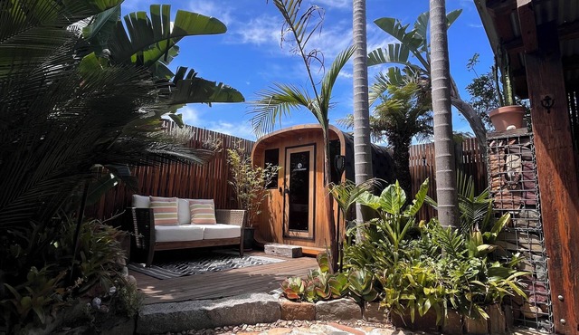 Tathra Tides | Private Sauna | Walk to Beach & Cafes |Tropical Gardens