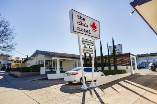 The Club Motel and Apartments