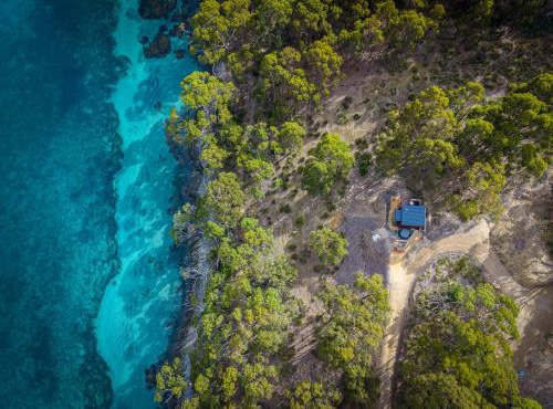 The Cottage at East Cove - Adults Only Luxury Coastal Retreat, Bruny Island