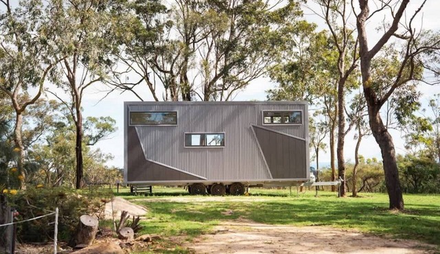 The Kookaburra - Bushland Views & Cozy Loft