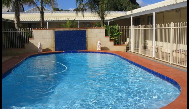 THE MEYERS HOUSE - ACCOMMODATION