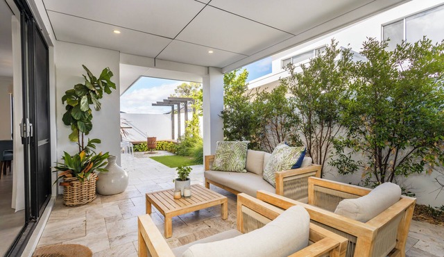 The Modern Lux - Executive Escapes