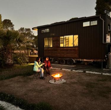 The Pink Lake Tiny House - 'Sakura'
