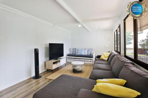 The Relax Shack - Pet Friendly - 8 Mins Walk to Beach