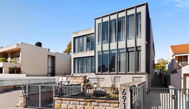 The Salisbury Coastal Residence