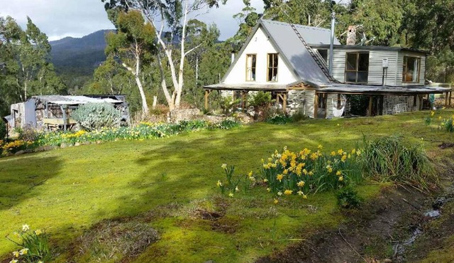The Stone Cottage - Bruny Island