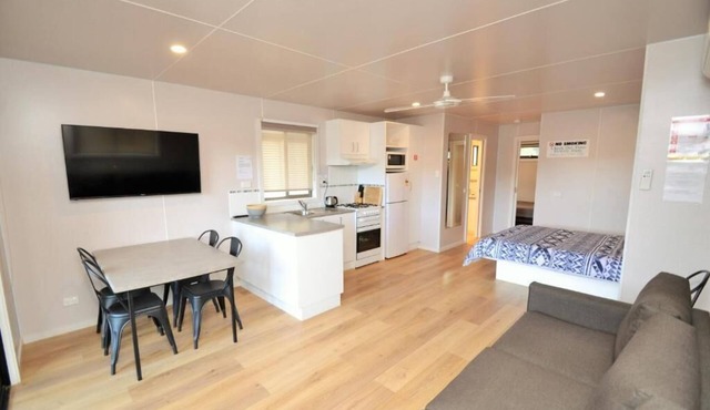 Torrumbarry Weir Holiday Park