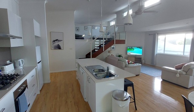 Townhouse close to shelly beach Port Macquarie