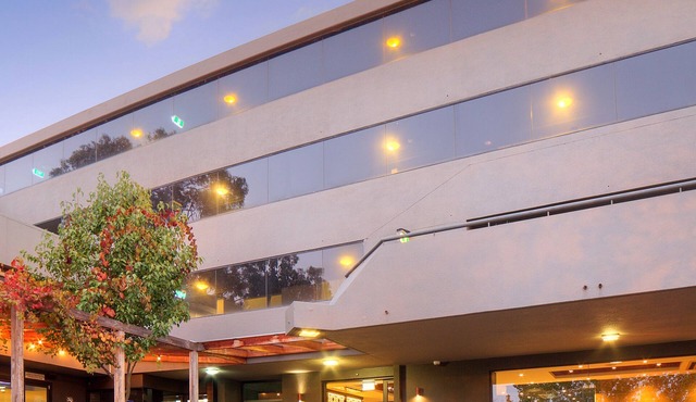 Townhouse Hotel