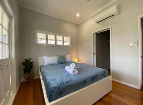 Townsville Home on River Park Drive, Annandale
