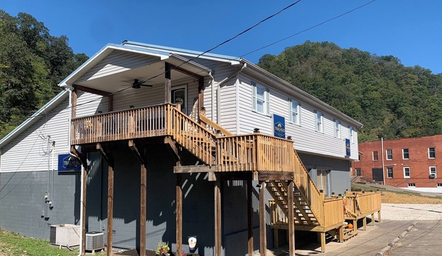 Trailhead Lodging in Matewan