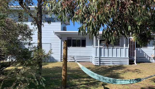 Tranquil retreat with spectacular views over Andersons Inlet