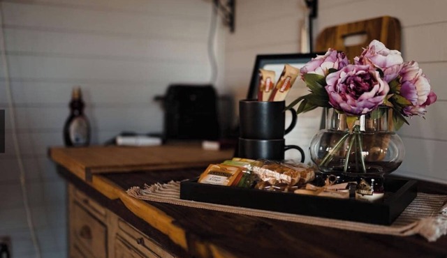 "Unplug & Reconnect" at our romantic Rose Cottage in Cambewarra