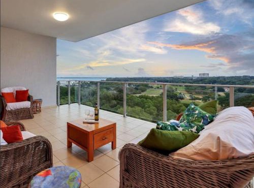 Unrivalled, Sublime and Simply Superb Sub-Penthouse