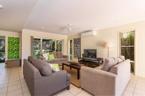 Villa 63 - Resort Style Living Near Pippi Beach - Holiday Yamba