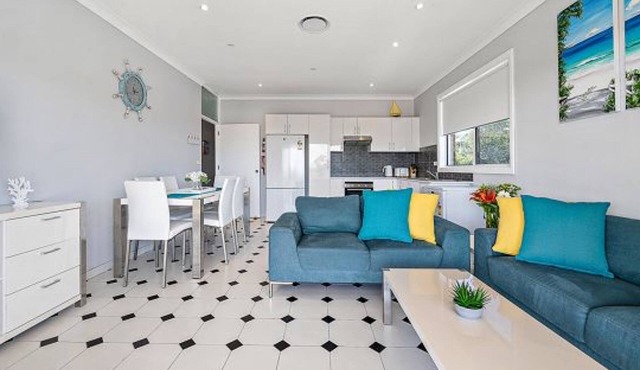 Vincentia Breeze by Experience Jervis Bay