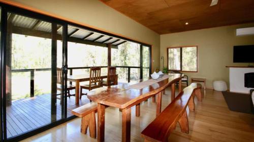 Waterfront Hideaway by Book Jervis Bay - Sanctuary Point - The Ultimate Spot to Relax in Sanctuary Point