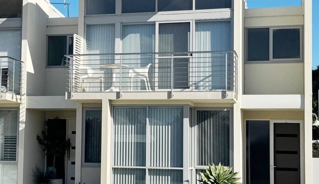 Waves at Jurien - Villa 9