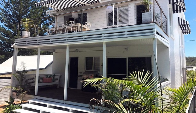 WHITE HAVEN: 4 BR, 2 BA House in Wooli, Sleeps 8