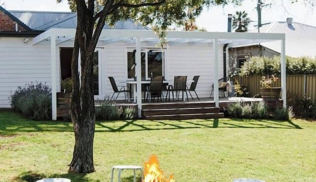 White Lavender Cottage A Mudgee Garden Escape