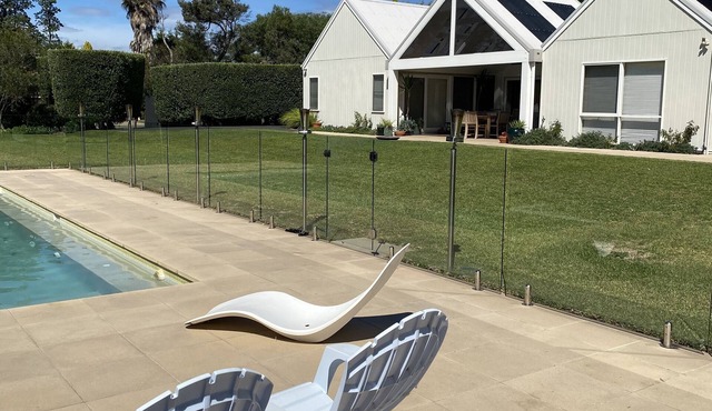 Wildcoast Getaway- Pool, tennis court and trampoline