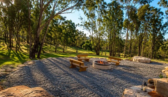 Willow Cabin | Fireplace Fire Pit 104Acres Near Mudgee