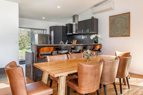 Woodbridge Vista - Heated Pool in Yallingup
