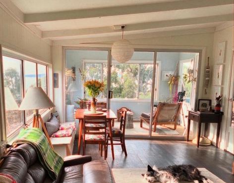 Wylah Cottage for a Peaceful Bruny Island Escape with Water Views, Fireplace & Wallabies