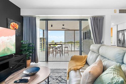 Zen Bayside - seaview - balcony - shared pool