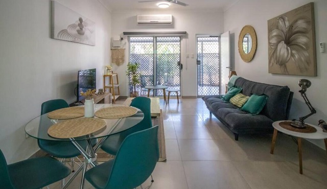 ZEN HIDEAWAY - Cozy 2-BR Modern Design with Aircon
