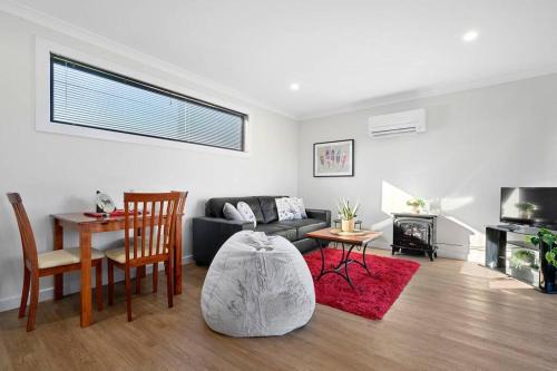 Zoo Villas : Villa Zebra - Central Wynyard