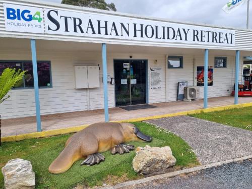 Strahan Holiday Retreat 