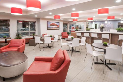 Microtel Inn 