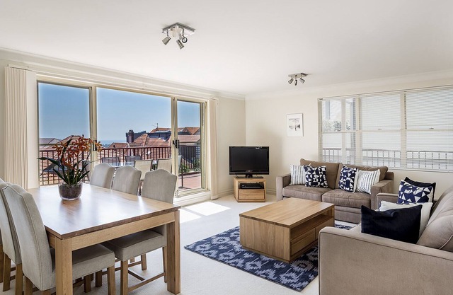 Mosman Abode Furnished Apartment - Central Mosman Location in Mosman