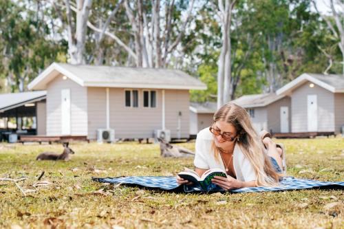 Como Hostel | Kangarooms Noosa Everglades